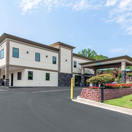Quality Inn & Suites Athens University Area Exterior foto