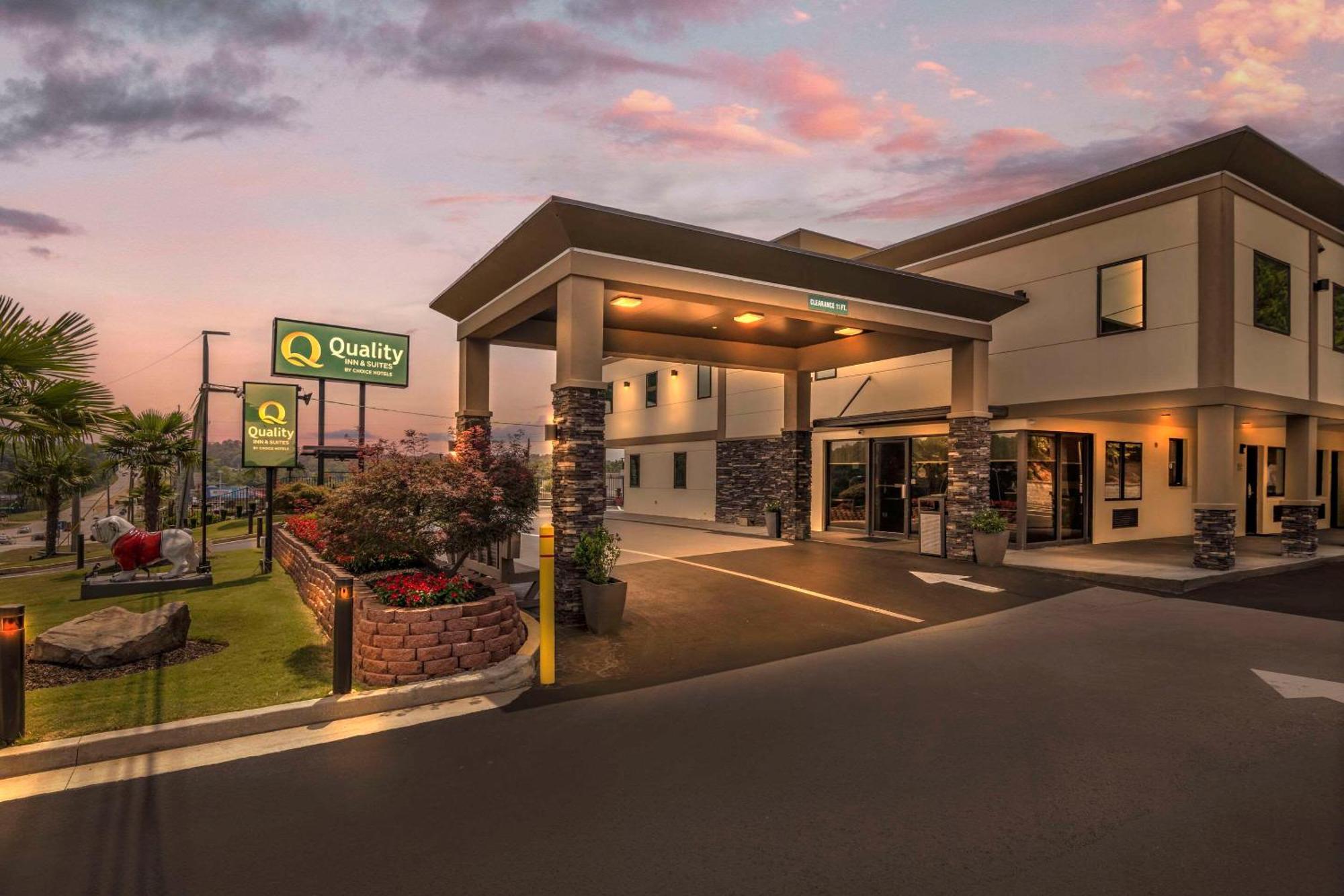 Quality Inn & Suites Athens University Area Exterior foto